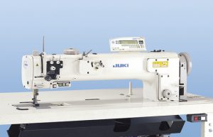 Juki LU-2216N-7 Machine plate grand bras, 1 aiguille, triple entraînement avec crochet de grande capacité sur axe vertical,coupe fil auto.