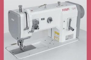 PFAFF 1245, Piqueuse plate triple entraînement
